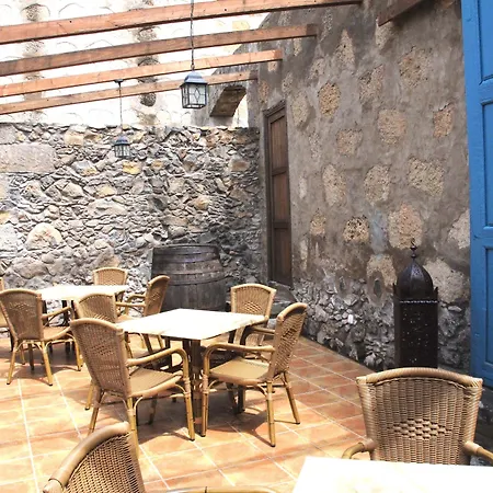 埃斯昆纳斯4号乡村酒店 圣米格尔德阿沃纳