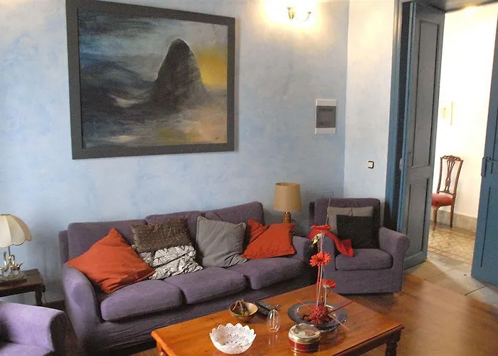 埃斯昆纳斯4号乡村酒店 酒店 圣米格尔德阿沃纳