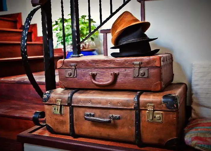 埃斯昆纳斯4号乡村酒店 圣米格尔德阿沃纳